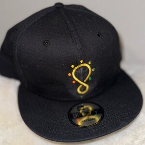 Era 9fifty Flat Snapback Hat Cap Logo 100% Cotton Infinity Logo Black Vtg